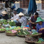 In Hoi-An wird auch viel auf den Straßen angeboten